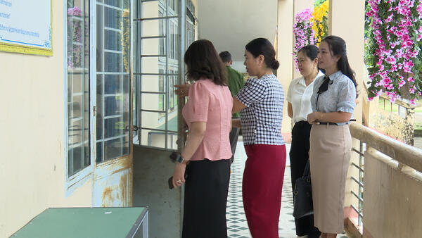 KIỂM TRA CÔNG TÁC CHUẨN BỊ NĂM HỌC MỚI TẠI TRƯỜNG TIỂU HỌC LÊ QUÝ ĐÔN